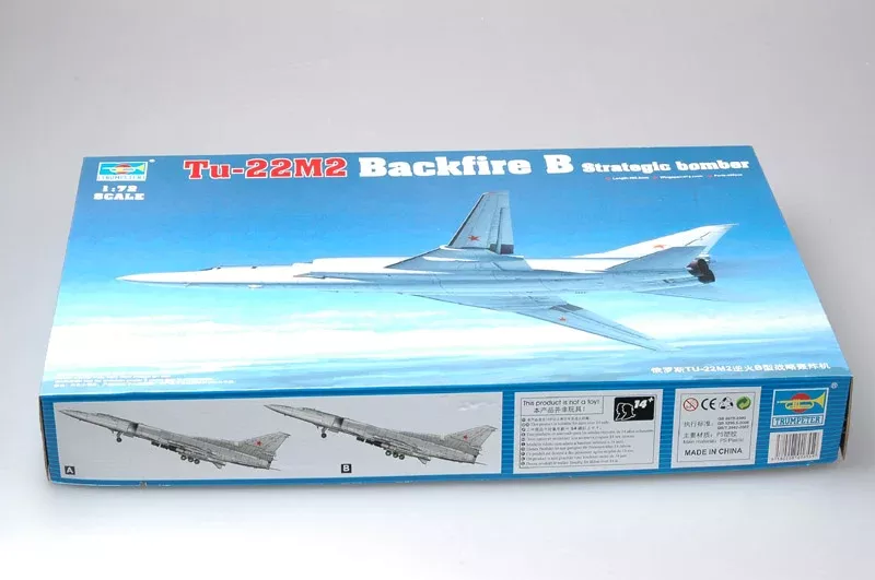 Trumpeter Scale Models 1655 1/72 Tu-22M2 Backfire B Strategic Bomber Model Kit