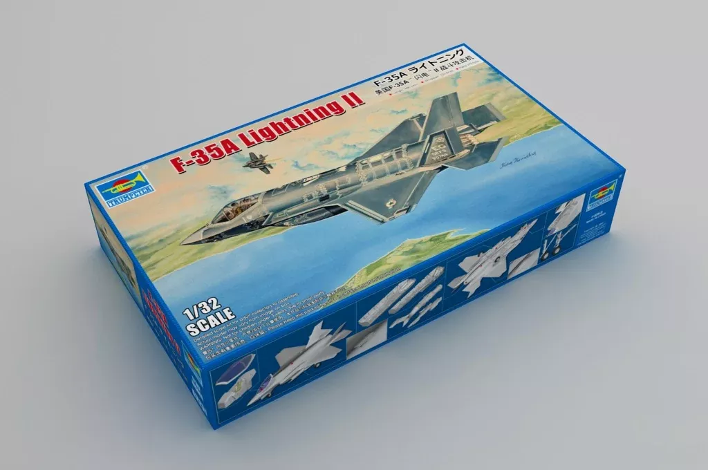 Trumpeter Scale Models 3231 1/32 F-35A Lightning Fighter Model Kit