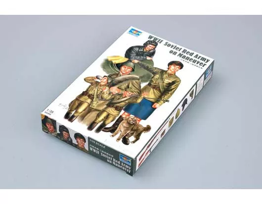 Trumpeter Scale Models 412 1/35 WWII Soviet Red Army on Maneuver Figure Set Model Kit