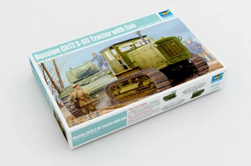 Trumpeter Scale Models 5539 1/35 Russian ChTZ S-65 Tractor with Cab Model Kit