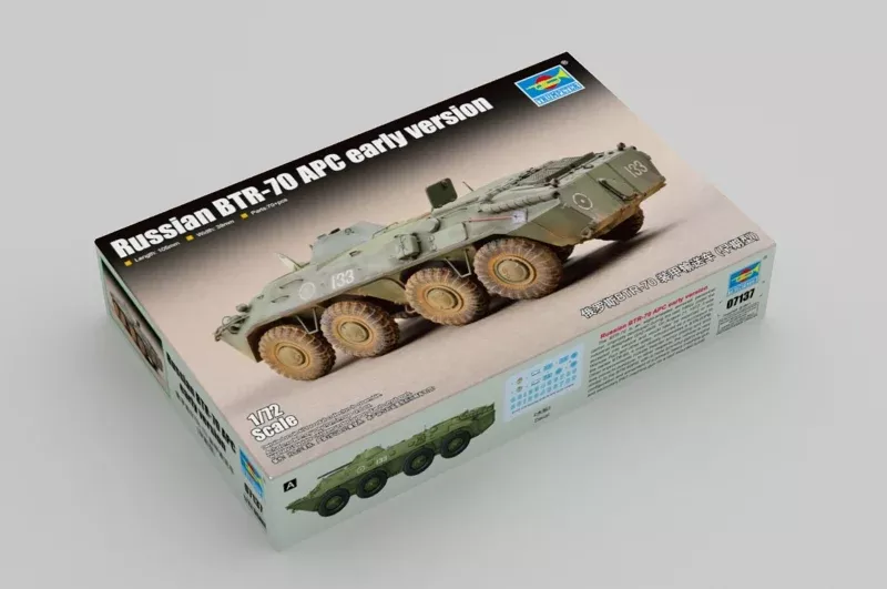 Trumpeter Scale Models 7137 1/72 Russian BTR-70 APC Early Version Model Kit
