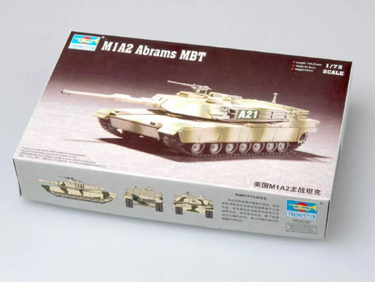 Trumpeter Scale Models 7279 1/72 M1A2 Abrams MBT Model Kit