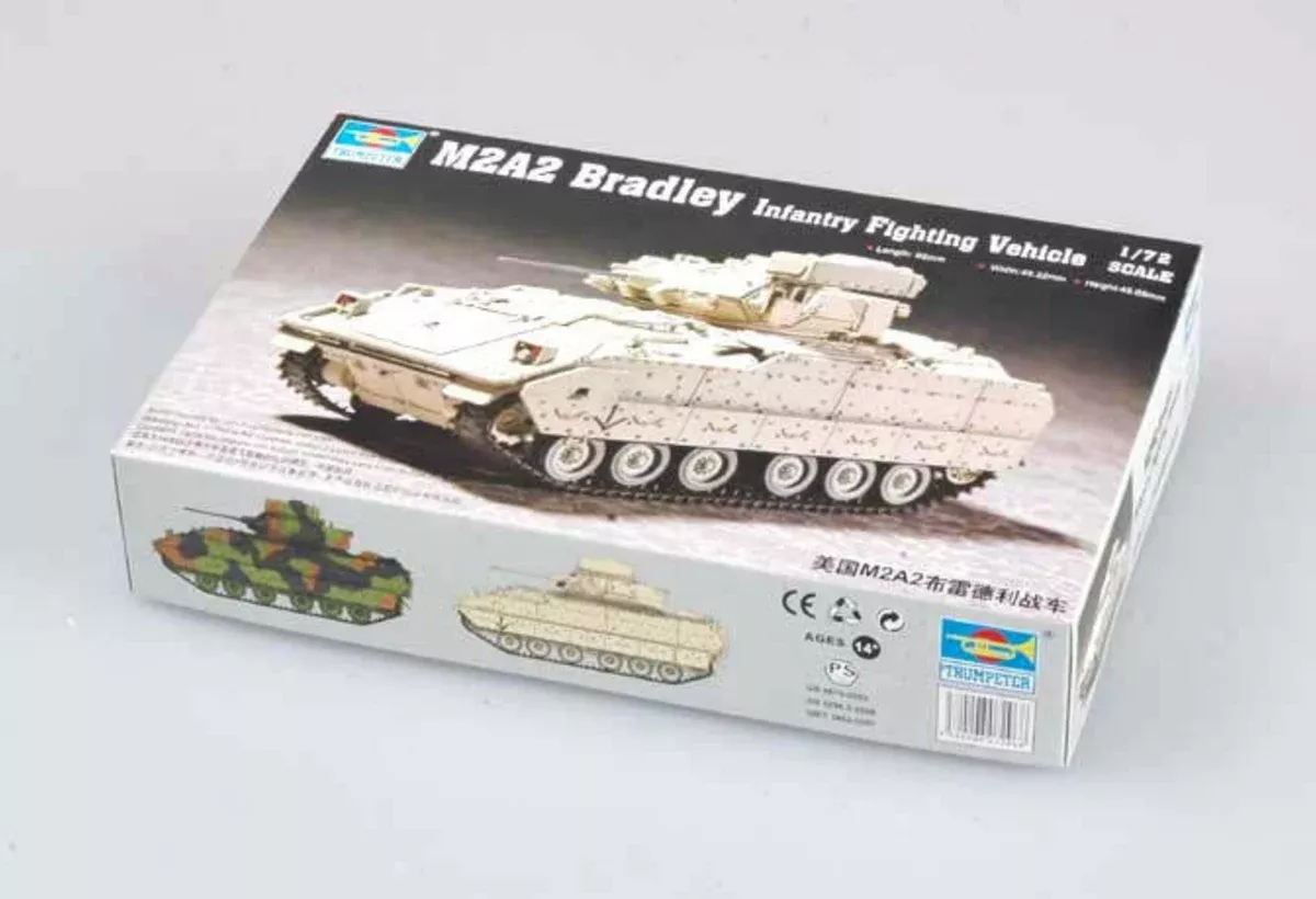 Trumpeter Scale Models 7296 1/72 M2A2 BRADLEY Fighting Vehicle Model Kit