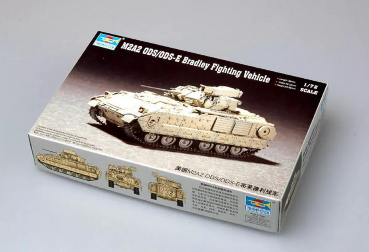 Trumpeter Scale Models 7297 1/72 M2A2 Ods/Ods-E Bradley Model Kit