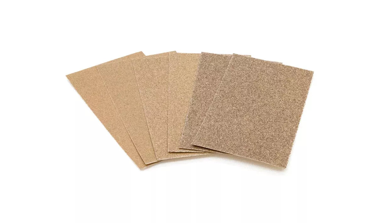 Woodland Scenics Pine Car P380 Sandpaper Assortment