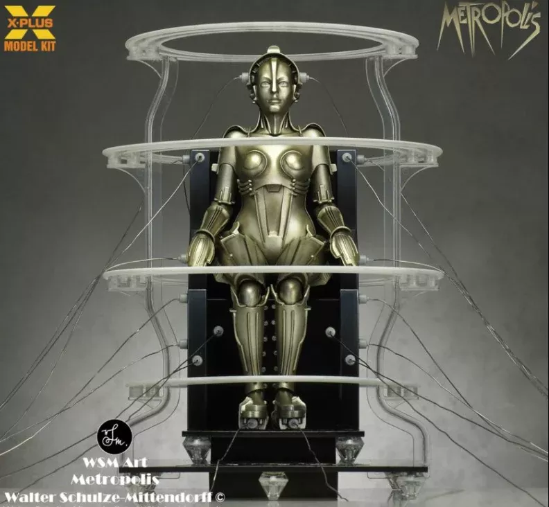 X-Plus Models 22576 1/8 Maria from Metropolis Seated Version Figure Kit